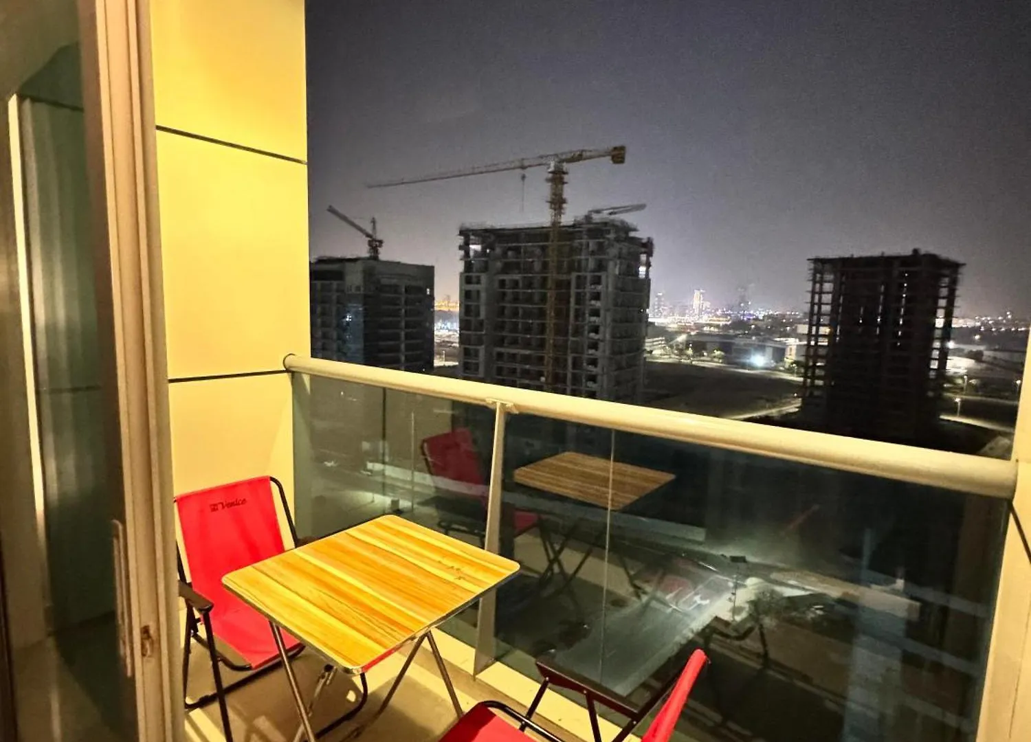 Bermuda View Apartment Dubai Homestay